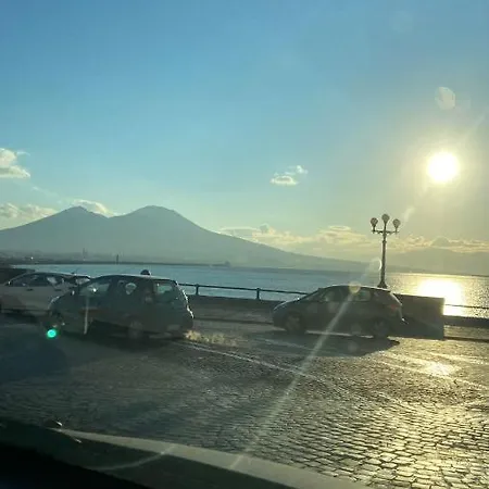 Appartament La Maison Petit * Naples